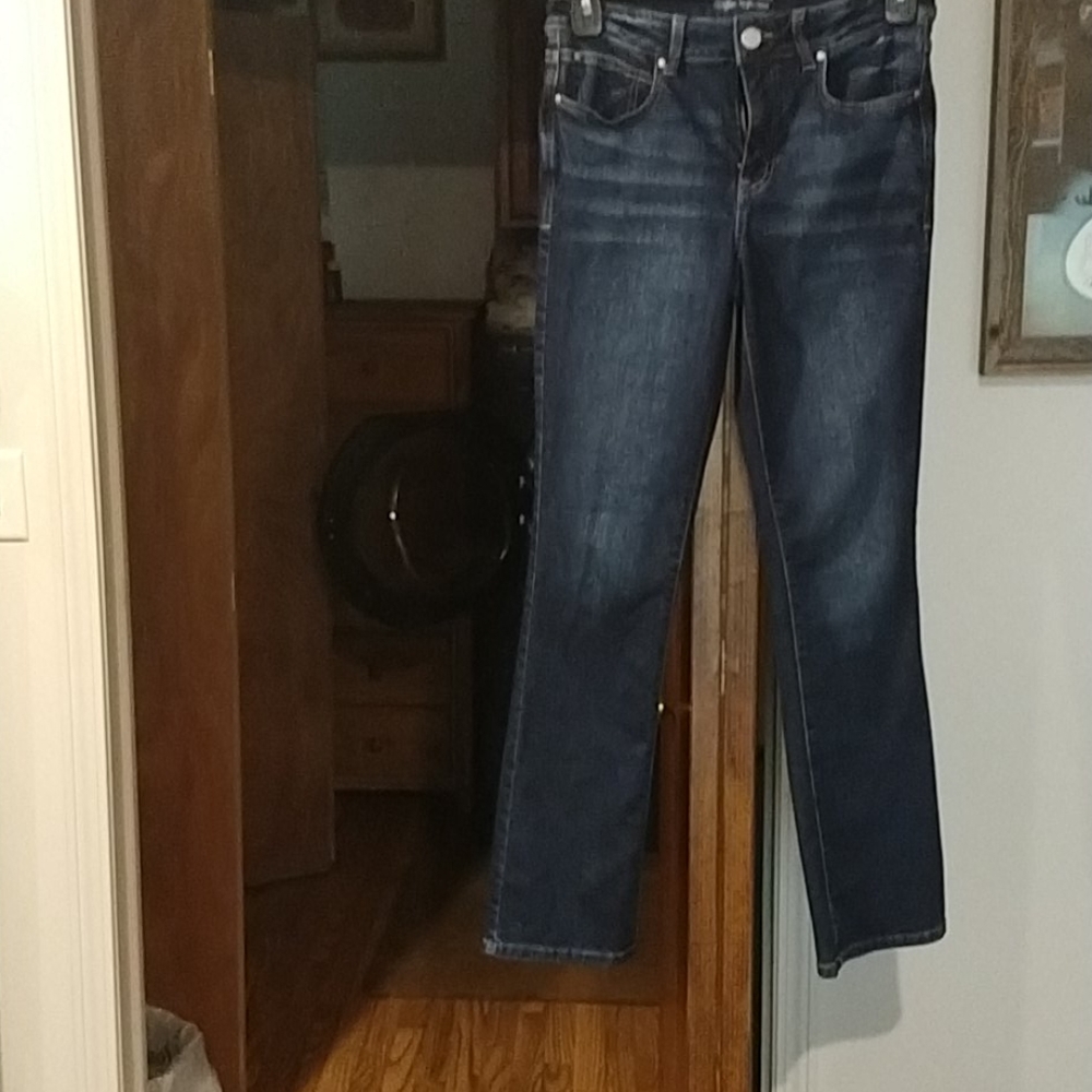 Maurice's size 8 inseam 31